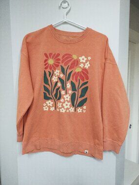 LIV Outdoors crew neck sweater